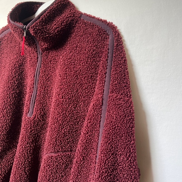 Women’s Old Navy Cozy Maroon Sherpa Quarter-Zip Pullover with pockets  – Size 2X - Picture 7 of 13